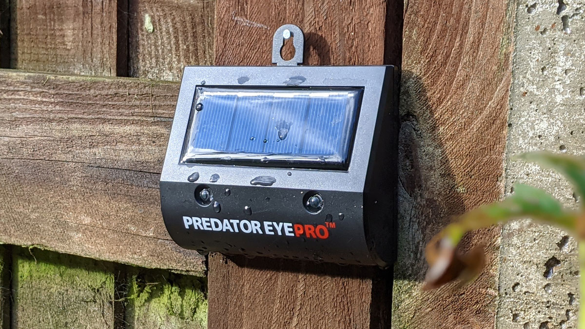 Predator Eye Pro Fox Deterrent