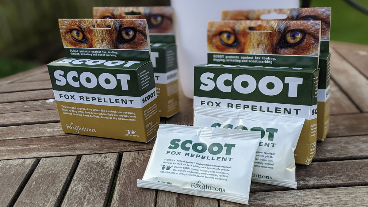 Scoot Fox Repellent Multipack and Garden Sprayer